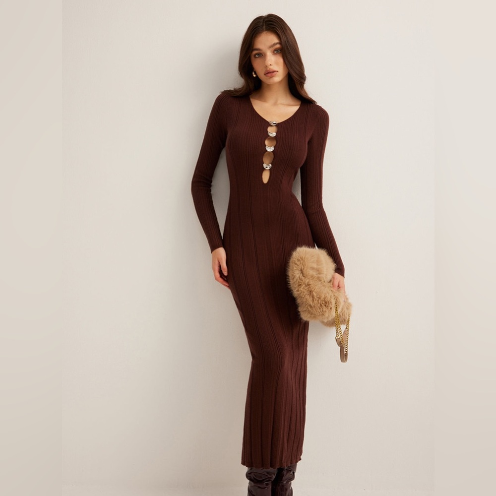 Commense Chocolate Brown Ribbed Long Sleeve Maxi Dress with Front Ring Detail